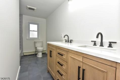 56 Lake Shore Road E Hardyston NJ 07460