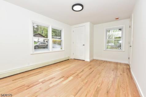 56 Lake Shore Road E Hardyston NJ 07460