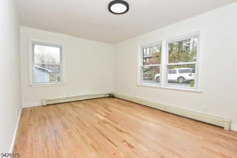 56 Lake Shore Road E Hardyston NJ 07460