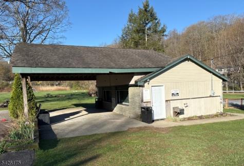 56 Lake Shore Road E Hardyston NJ 07460