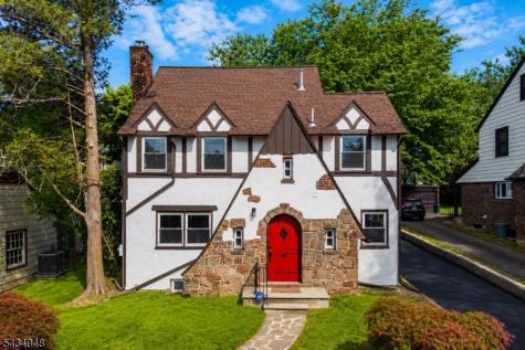 6 Norfolk Avenue Maplewood NJ 07040