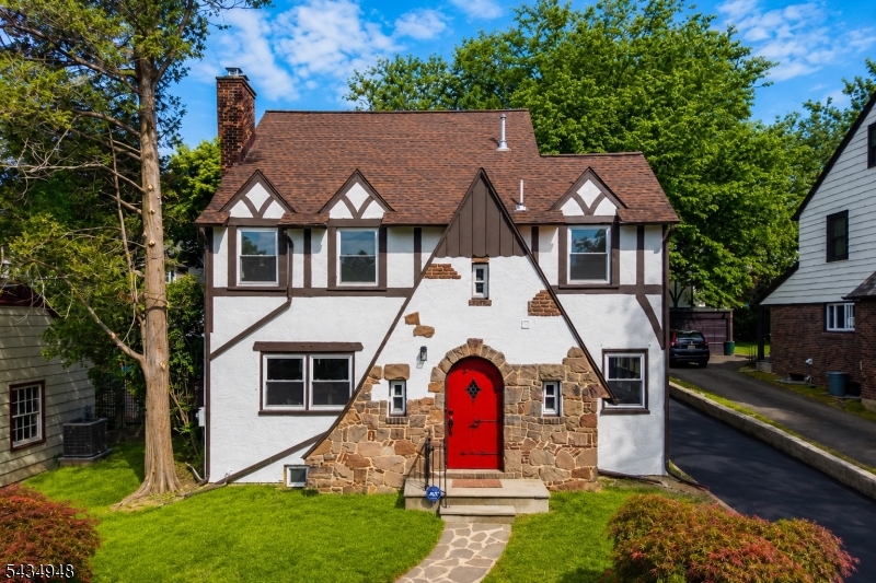6 Norfolk Avenue Maplewood NJ 07040