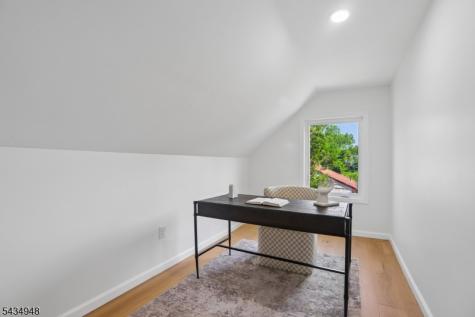 6 Norfolk Avenue Maplewood NJ 07040
