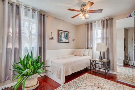 71 Crosby Avenue Edison NJ 08817