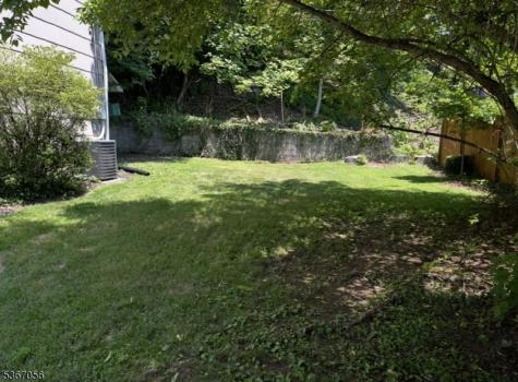 32 Church Street Milford NJ 08848