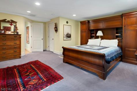 84 Lake Trail E Harding NJ 07976