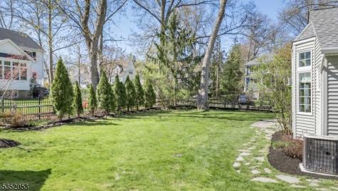 74 Holmes Oval New Providence NJ 07974