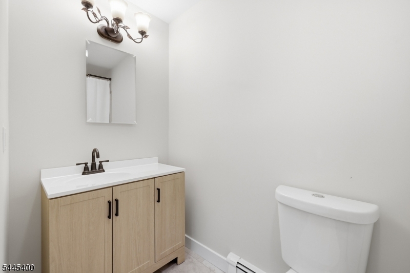 307 Nariticong Avenue Hopatcong NJ 07843