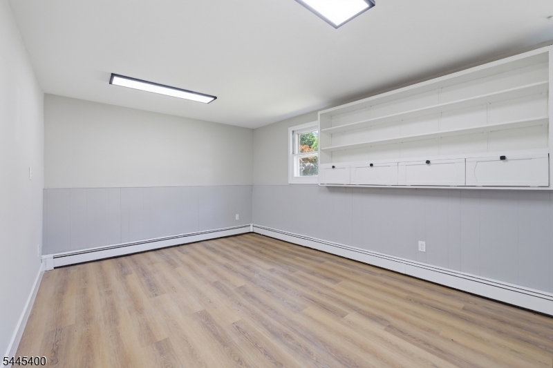 307 Nariticong Avenue Hopatcong NJ 07843