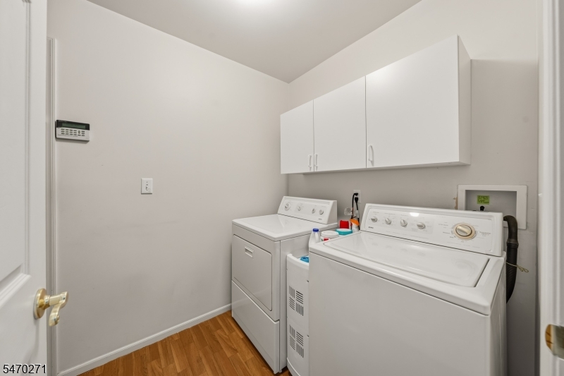 144 S Cliff Road Woodbridge NJ 07067