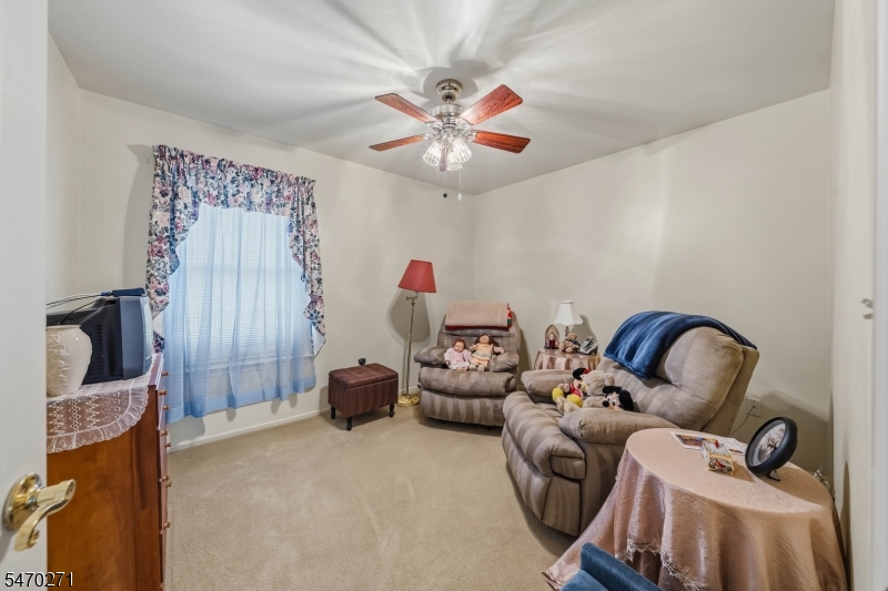 144 S Cliff Road Woodbridge NJ 07067