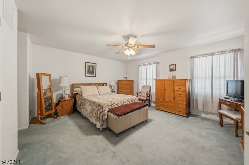144 S Cliff Road Woodbridge NJ 07067