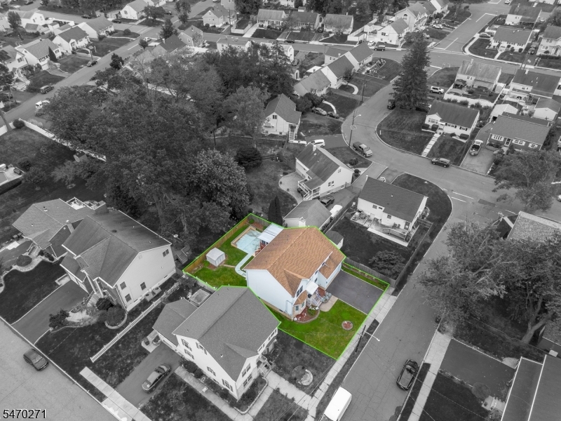 144 S Cliff Road Woodbridge NJ 07067