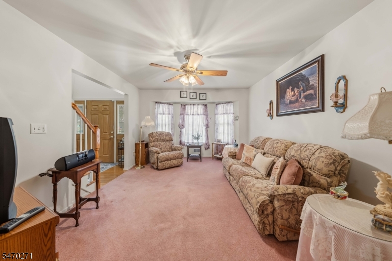 144 S Cliff Road Woodbridge NJ 07067