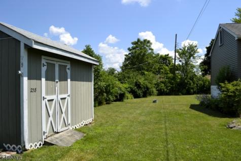 238 Fairview Avenue Hampton NJ 07860
