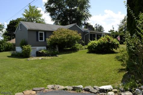 238 Fairview Avenue Hampton NJ 07860