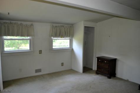 238 Fairview Avenue Hampton NJ 07860