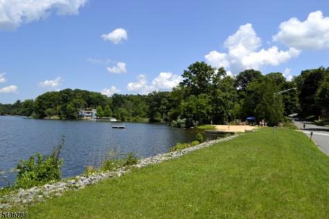 238 Fairview Avenue Hampton NJ 07860