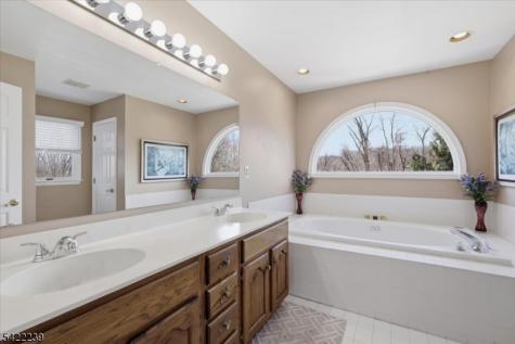 7 Winchester Avenue Mount Olive NJ 07828
