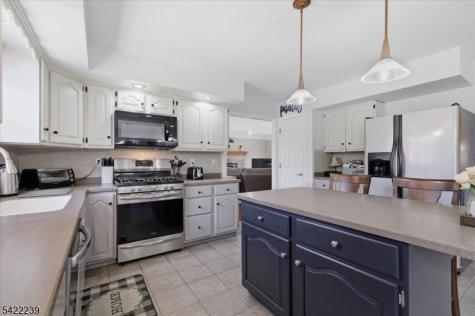 7 Winchester Avenue Mount Olive NJ 07828