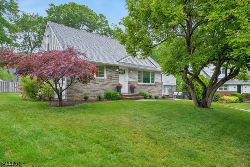 14 Fen Court Madison NJ 07940