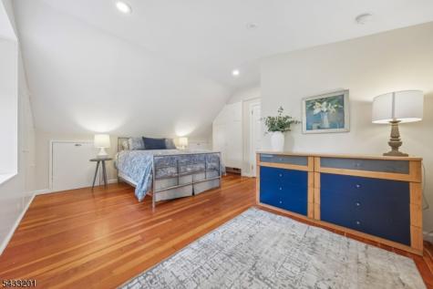 14 Fen Court Madison NJ 07940