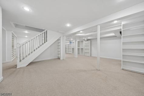 14 Fen Court Madison NJ 07940
