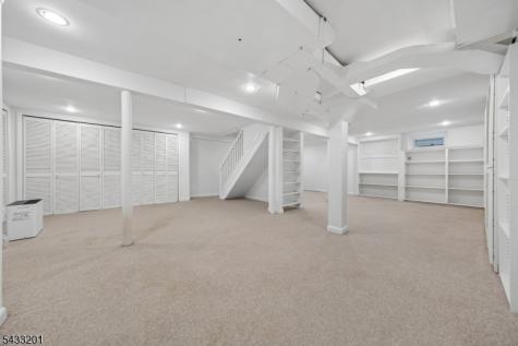 14 Fen Court Madison NJ 07940