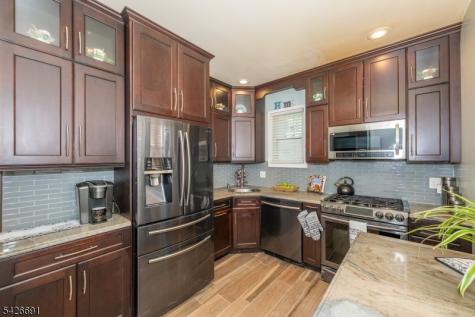 2160 Allen Street Rahway NJ 07065
