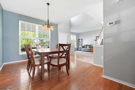 44 Haze Way Lopatcong NJ 08865