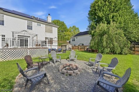 44 Haze Way Lopatcong NJ 08865