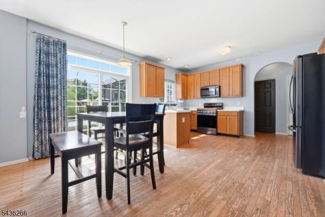 44 Haze Way Lopatcong NJ 08865