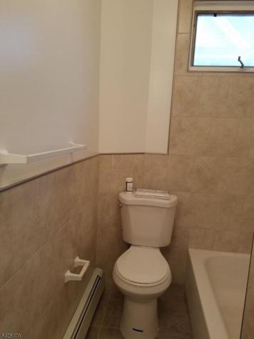 15 E Clay Avenue Roselle Park NJ 07204