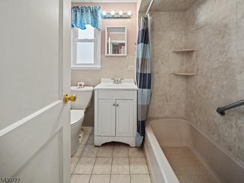 544 Goffle Hill Road Hawthorne NJ 07506