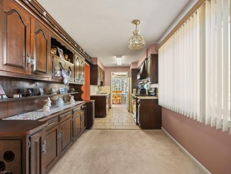 544 Goffle Hill Road Hawthorne NJ 07506