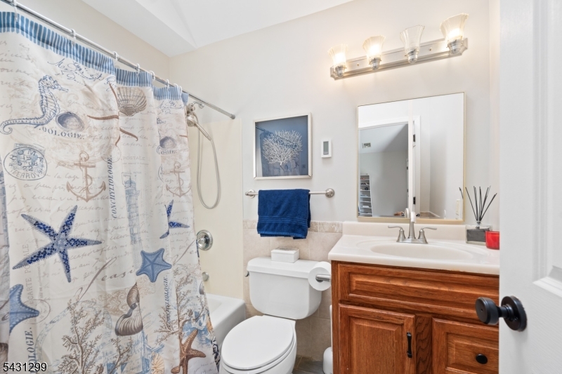 25 Carsdale Court Montgomery NJ 08502
