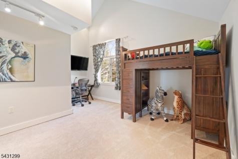 25 Carsdale Court Montgomery NJ 08502