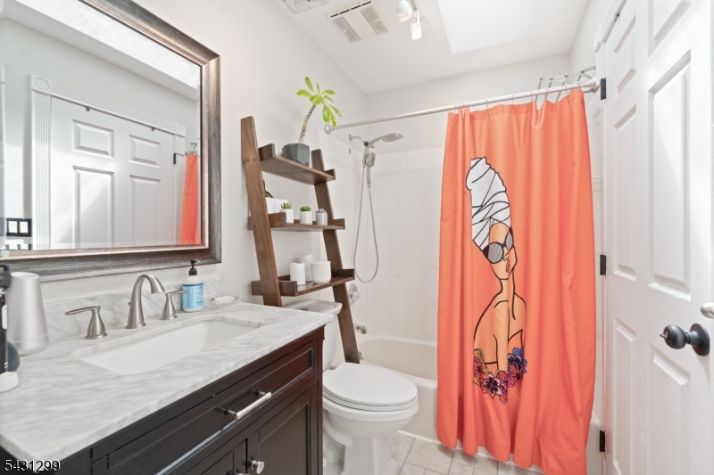 25 Carsdale Court Montgomery NJ 08502