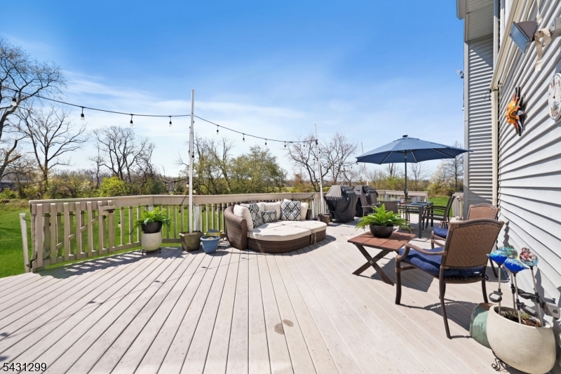 25 Carsdale Court Montgomery NJ 08502