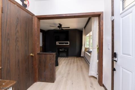 30 Henderson Street Oxford NJ 07863