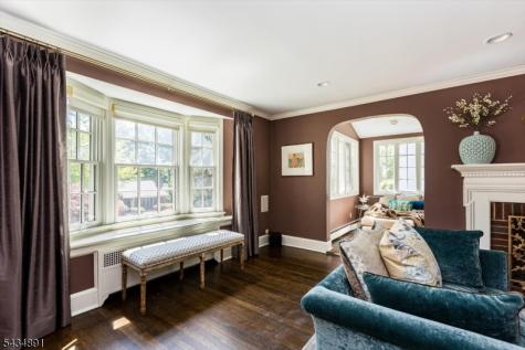 90 Stonehouse Road Glen Ridge Boro NJ 07028