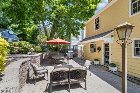 90 Stonehouse Road Glen Ridge Boro NJ 07028