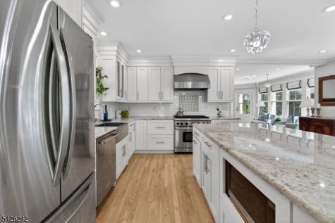 89 Myrtle Avenue Millburn NJ 07041