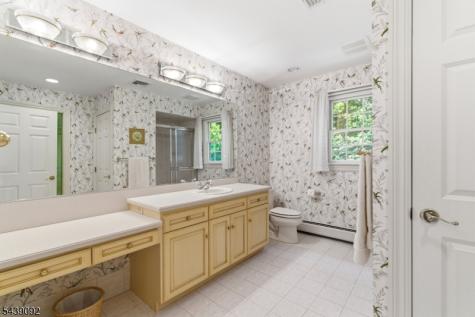 7 Alex Court Wyckoff NJ 07481