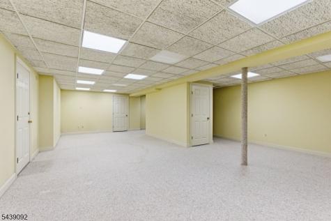 7 Alex Court Wyckoff NJ 07481