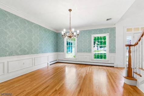 7 Alex Court Wyckoff NJ 07481