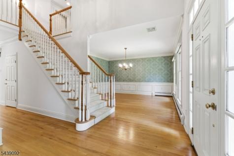 7 Alex Court Wyckoff NJ 07481