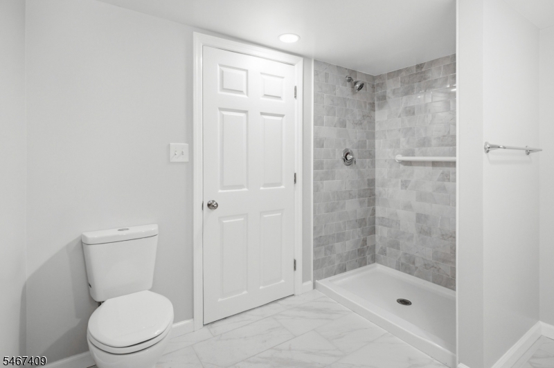 183 Greenwood Drive Old Bridge NJ 07735