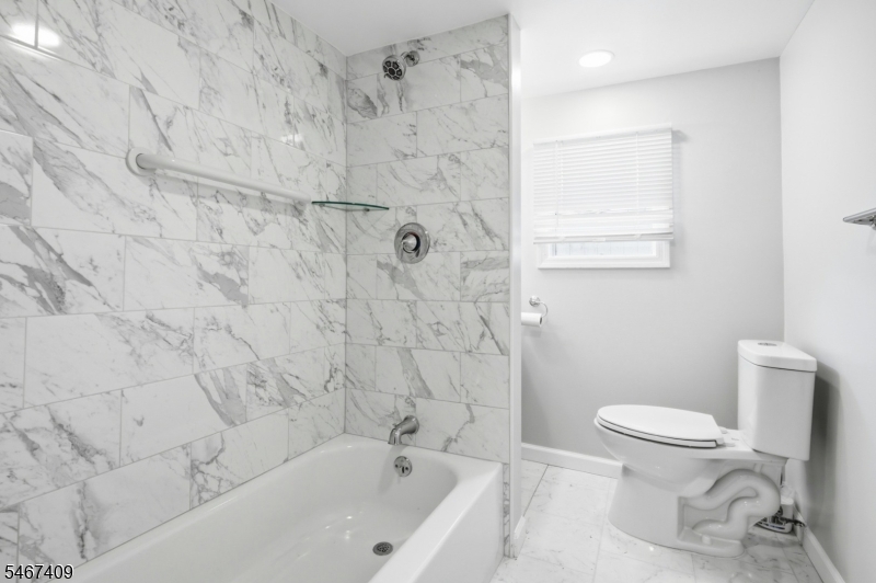 183 Greenwood Drive Old Bridge NJ 07735