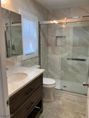 5 Shaw Court Berkeley NJ 08757